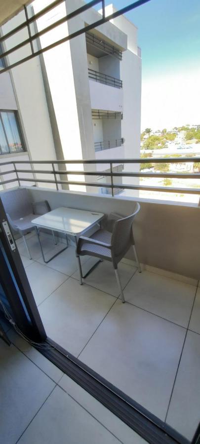 Kingelph Home-Stay Windhoek Extérieur photo