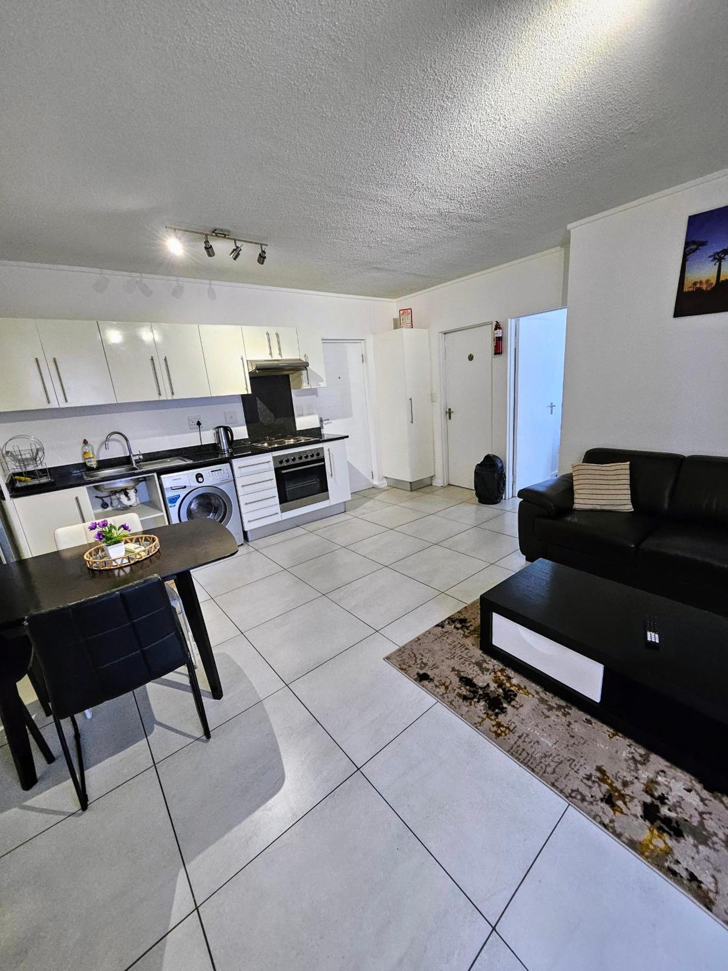 Kingelph Home-Stay Windhoek Extérieur photo